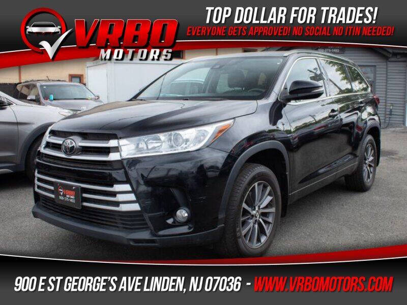 2017 Toyota Highlander for sale at Vrbo Motors in Linden, NJ