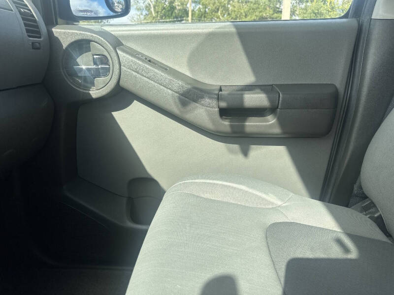 2012 Nissan Xterra S