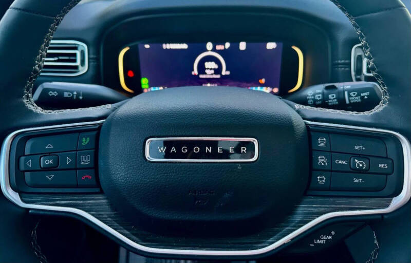 2023 Jeep Wagoneer L Series III