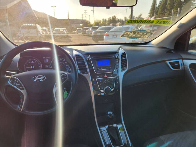 2017 Hyundai Elantra GT