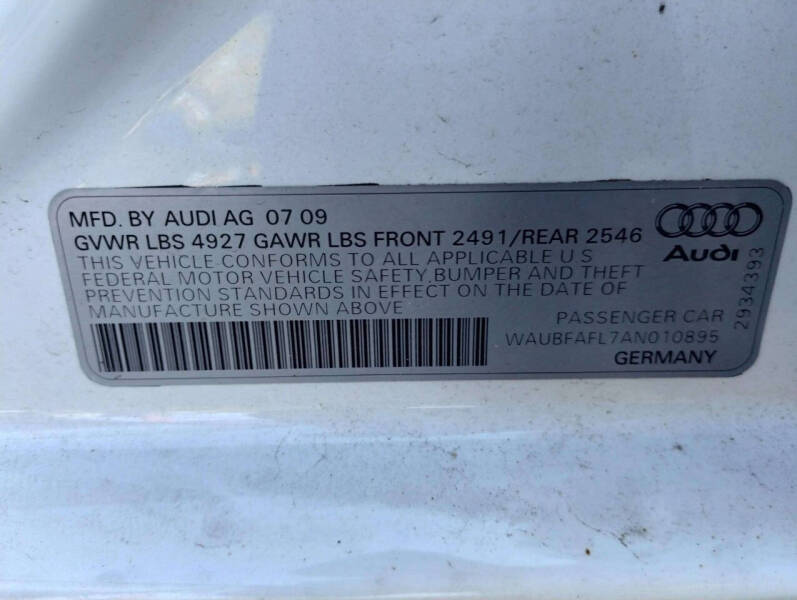 2010 Audi A4 2.0T quattro Premium