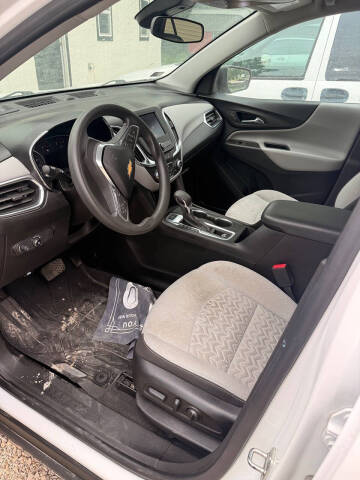 2022 Chevrolet Equinox LS