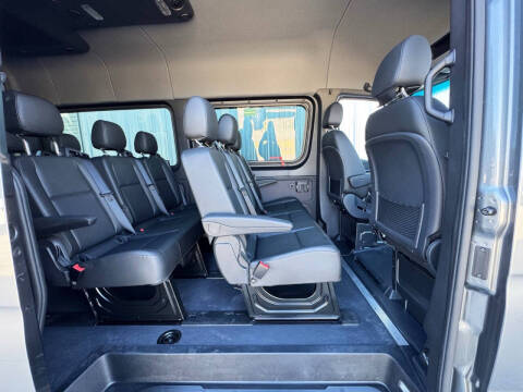 2024 Mercedes-Benz Sprinter 2500