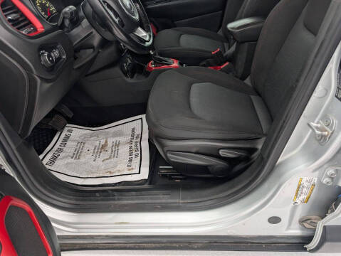 2016 Jeep Renegade Trailhawk