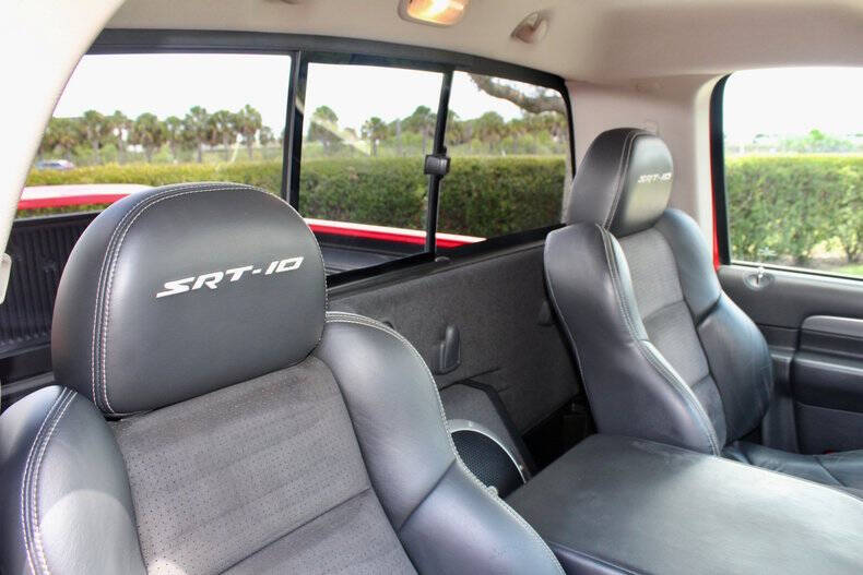 2004 Dodge Ram 1500 SRT-10