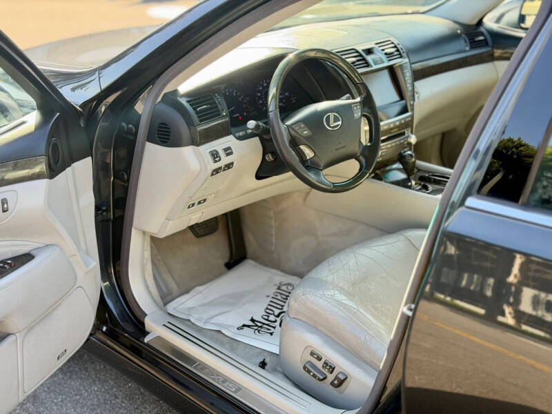 2010 Lexus LS 460