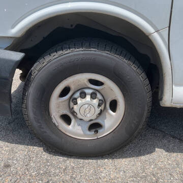 2020 Chevrolet Express 2500