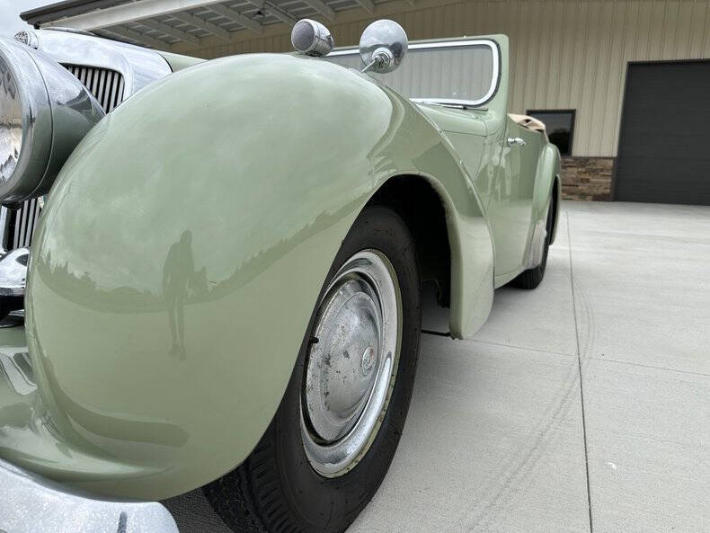 1947 Triumph 1800