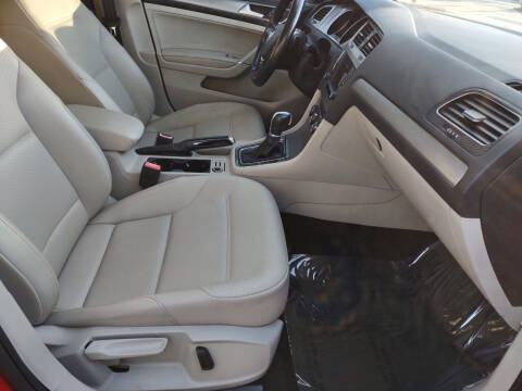 2017 Volkswagen Golf