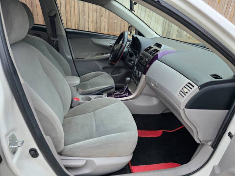 2012 Toyota Corolla LE