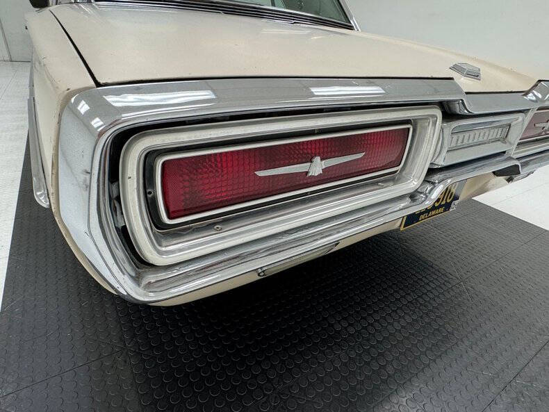 1964 Ford Thunderbird