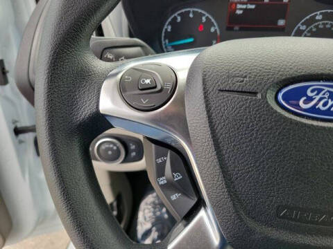 2023 Ford Transit Connect XLT