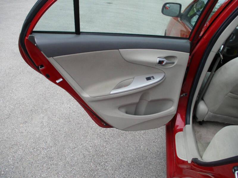 2010 Toyota Corolla LE