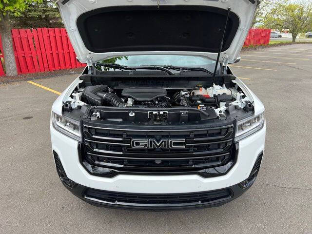 2021 GMC Acadia SLT