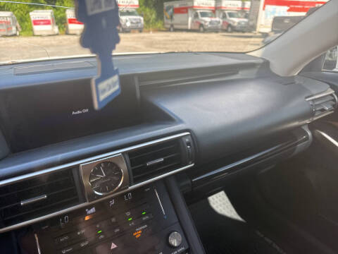2017 Lexus IS 300