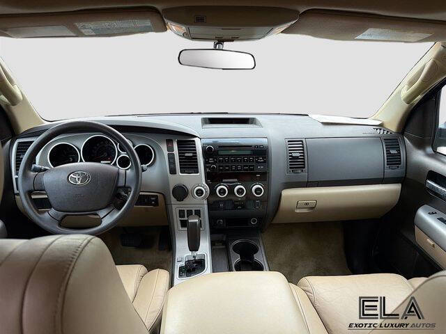 2008 Toyota Sequoia SR5