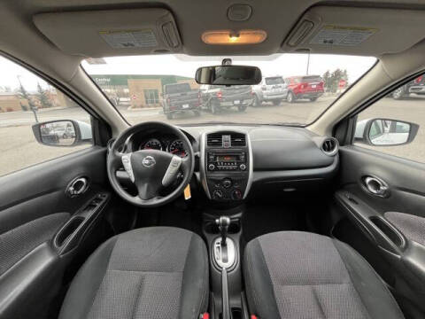 2015 Nissan Versa 1.6 S
