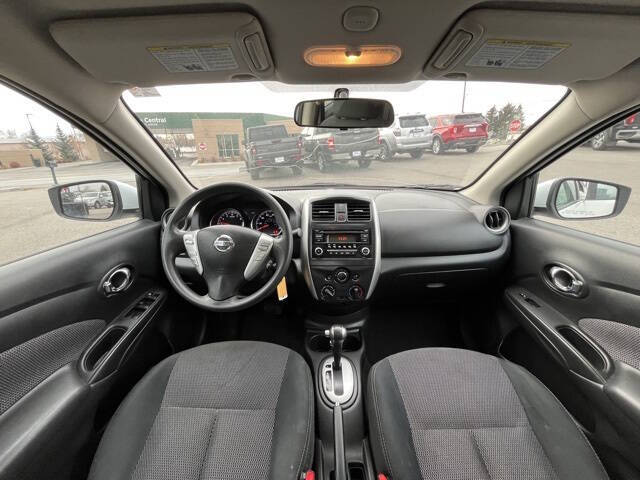 2015 Nissan Versa 1.6 S