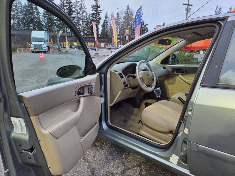 2006 Ford Focus ZX4 SE