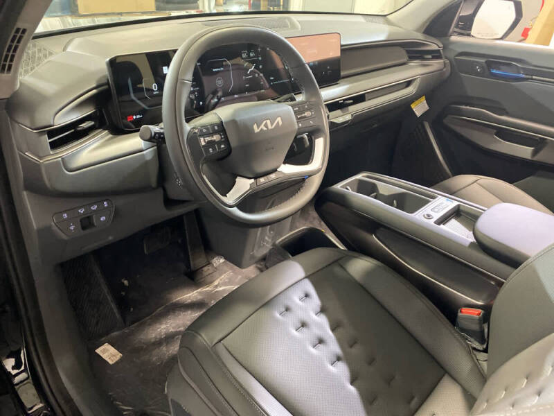2026 Kia EV9 Wind