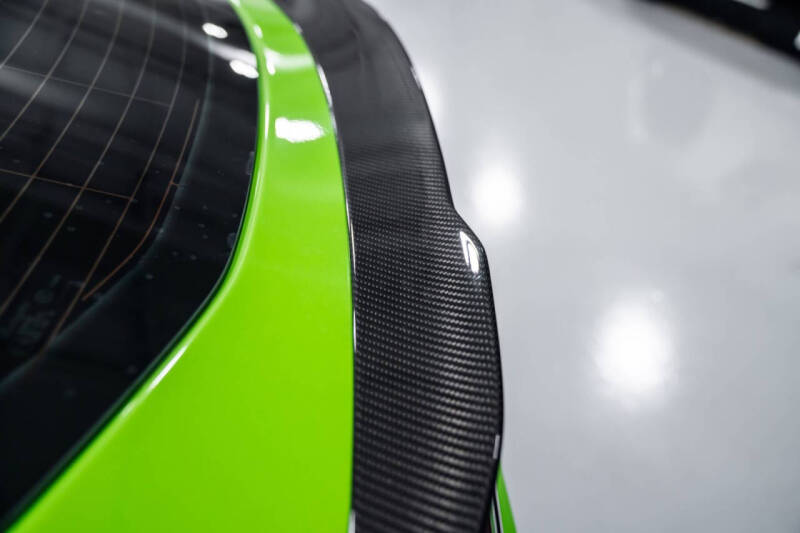 2023 Lamborghini Urus Performante