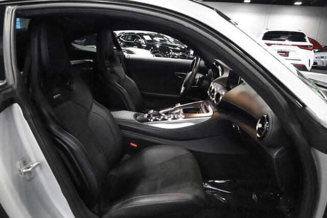 2017 Mercedes-Benz AMG GT