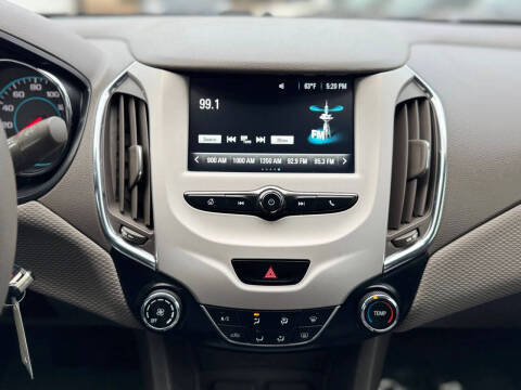 2018 Chevrolet Cruze LS Auto