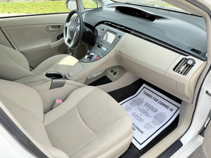 2012 Toyota Prius Two