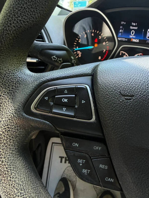 2017 Ford Escape SE