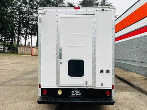 2003 Ford E-Series E-350 SD