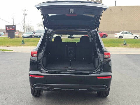 2022 Mitsubishi Outlander ES