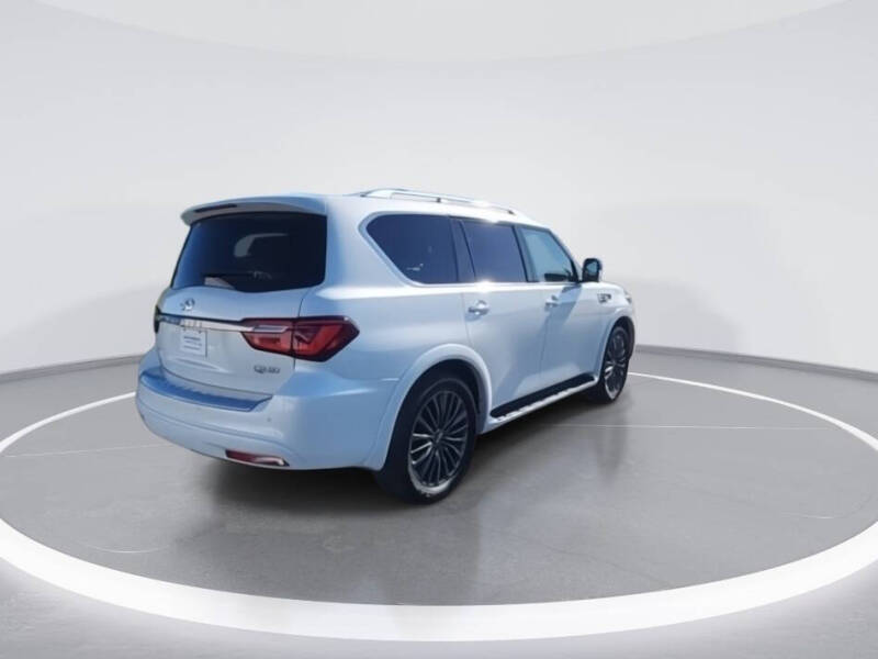 2024 Infiniti QX80 Premium Select