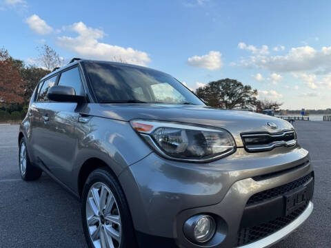 2018 Kia Soul +