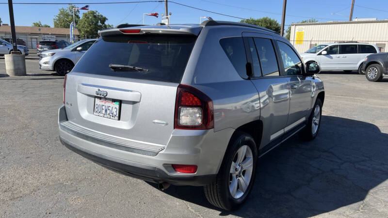 2017 Jeep Compass Latitude