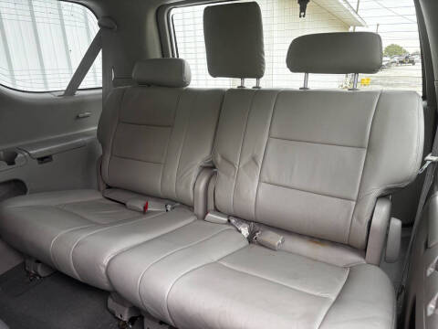 2006 Toyota Sequoia SR5