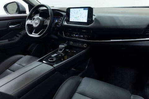 2022 Nissan Rogue SL