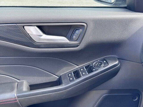 2023 Ford Escape ST-Line Select