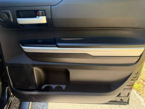 2016 Toyota Tundra SR5