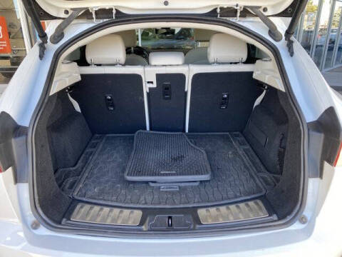 2022 Jaguar E-PACE P250 SE