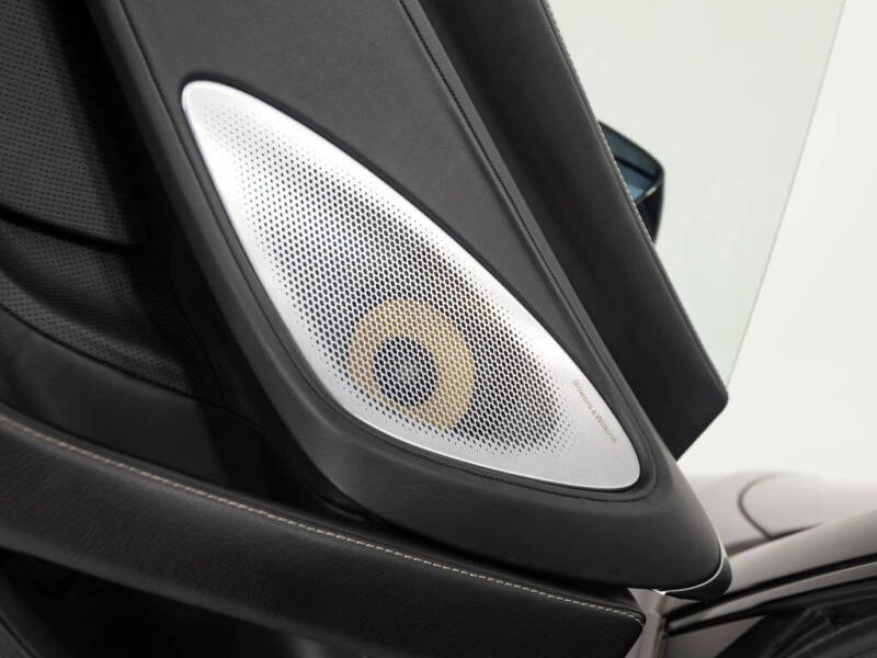 2023 McLaren GT