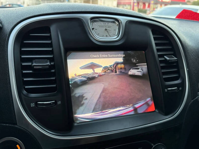 2015 Chrysler 300 C