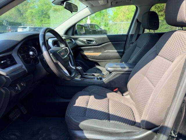 2017 GMC Acadia SLE-2