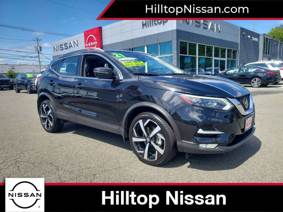 2021 Nissan Rogue Sport for sale at HILLTOP NISSAN in East Hanover, NJ