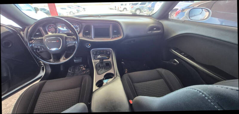 2019 Dodge Challenger SXT
