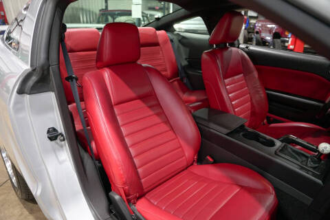 2005 Ford Mustang GT Premium