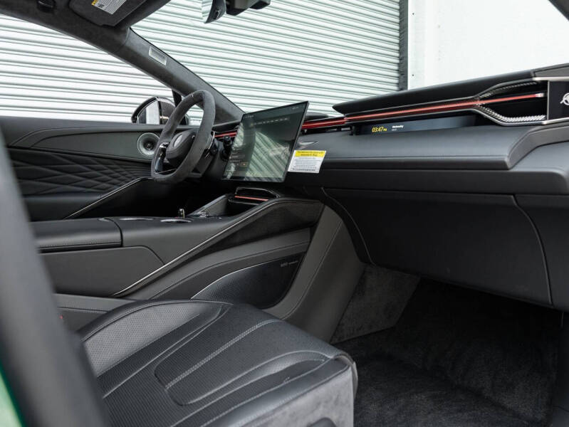 2025 Lotus Eletre Carbon