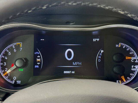 2019 Jeep Grand Cherokee Laredo E