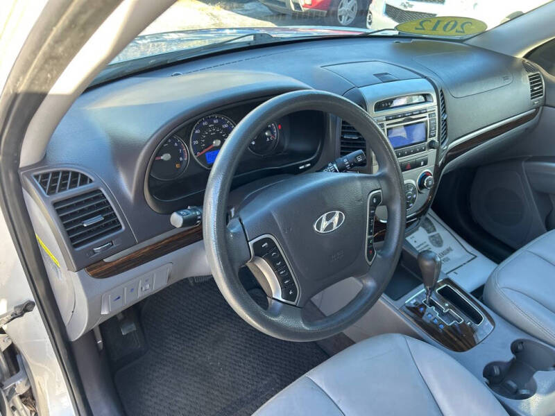 2012 Hyundai Santa Fe GLS