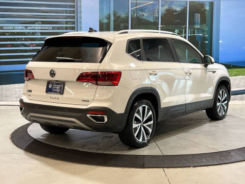 2023 Volkswagen Taos SE 4Motion