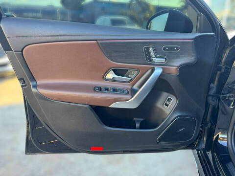 2019 Mercedes-Benz A-Class A 220